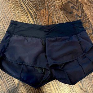 Lululemon Speed Up Mid-Rise Lined Short 2.5" Size 4